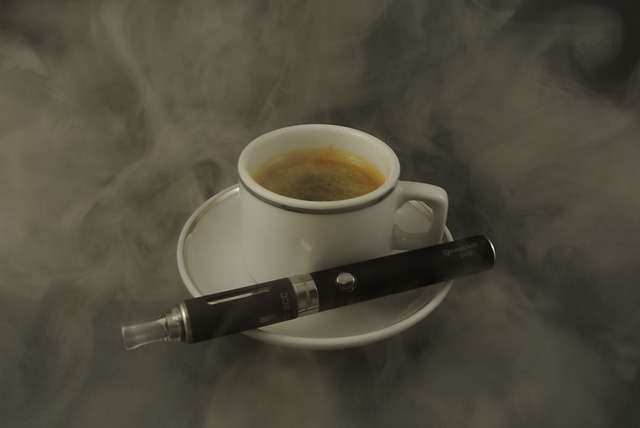 e-cigareta u kávy